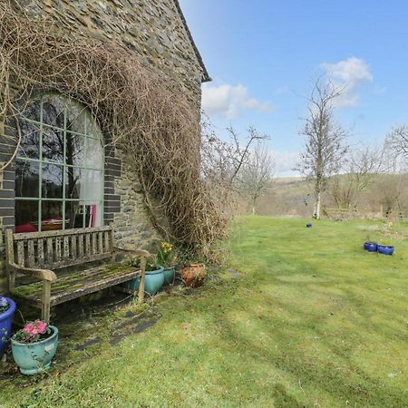 Beudy Dolpebyll Villa Llangadfan Luaran gambar