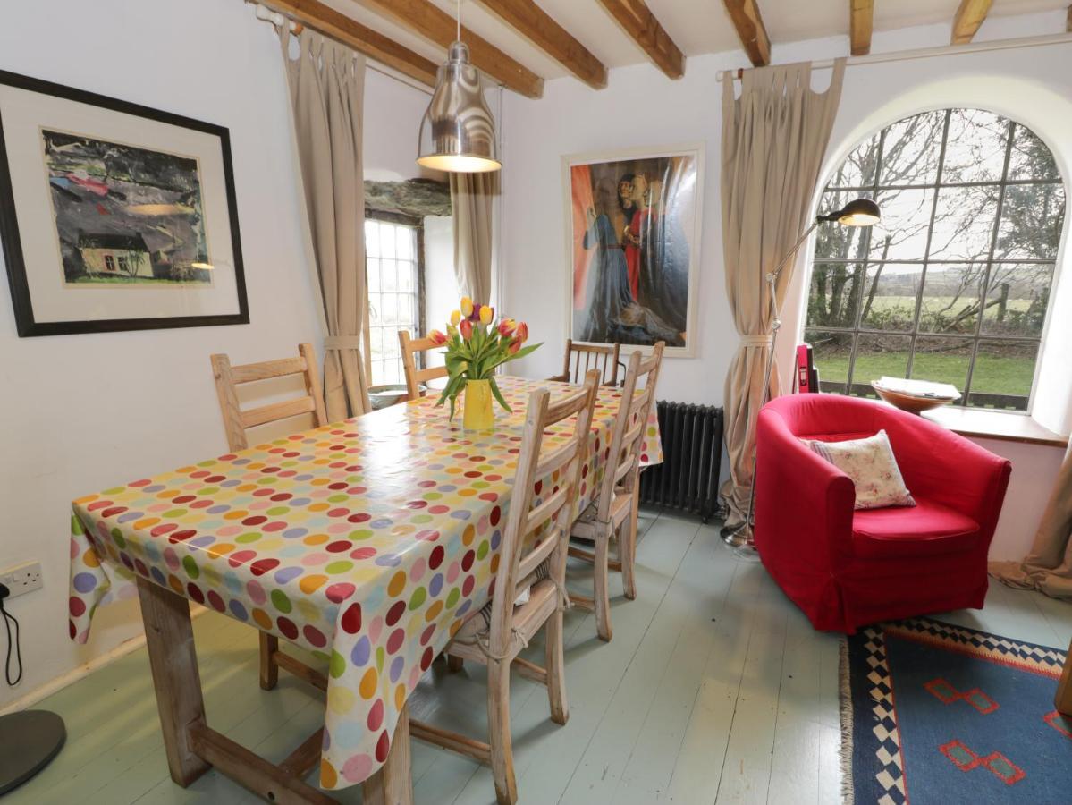 Beudy Dolpebyll Villa Llangadfan Luaran gambar