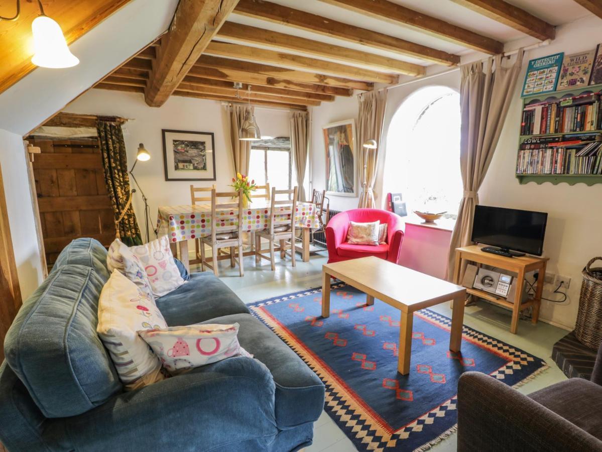 Beudy Dolpebyll Villa Llangadfan Luaran gambar